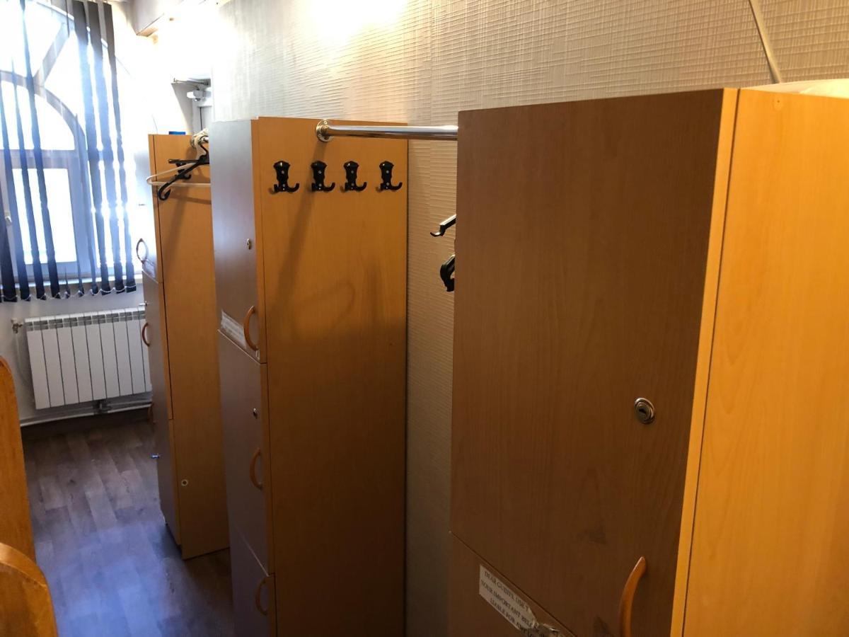 יירבאן 4 Friends Hostel מראה חיצוני תמונה
