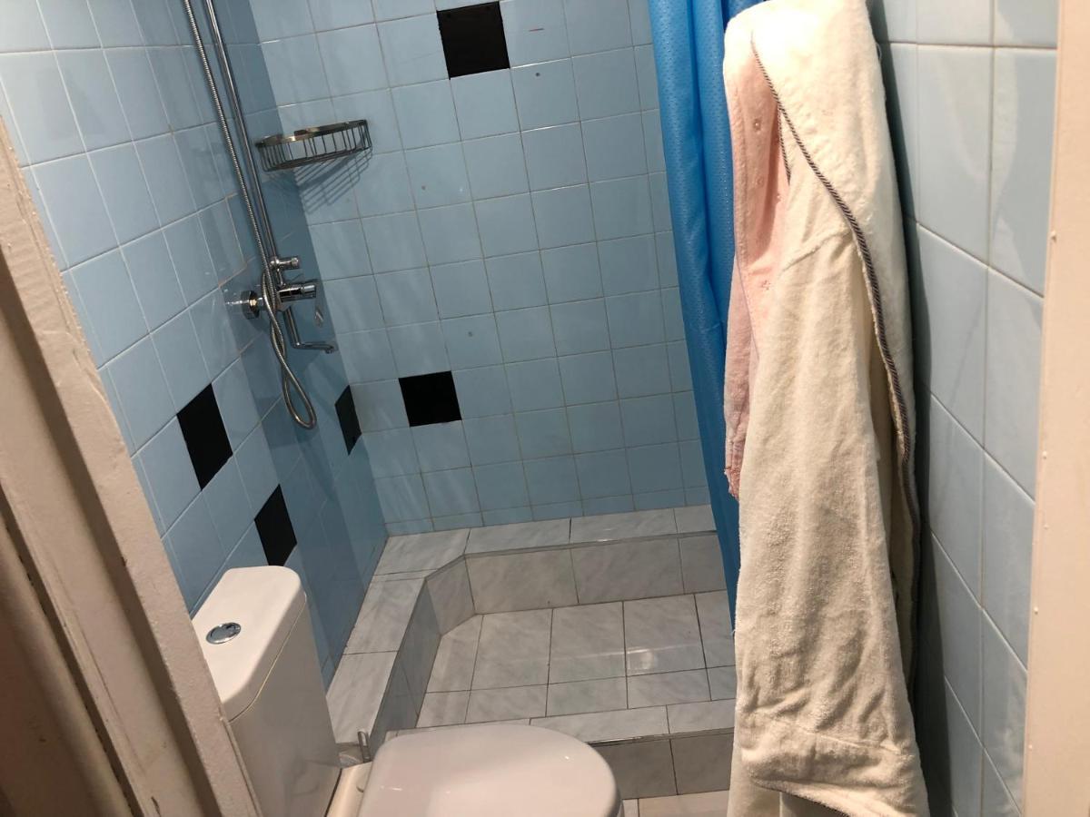 יירבאן 4 Friends Hostel מראה חיצוני תמונה